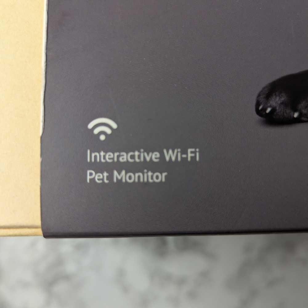 New In box Wi-Fi Pet Camera - Picture 3 of 6